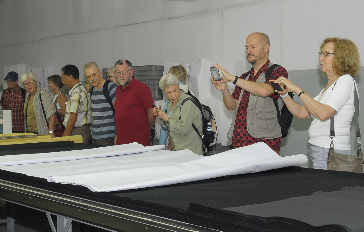 taz Reisen Jenseits von Krieg und Kadern 03